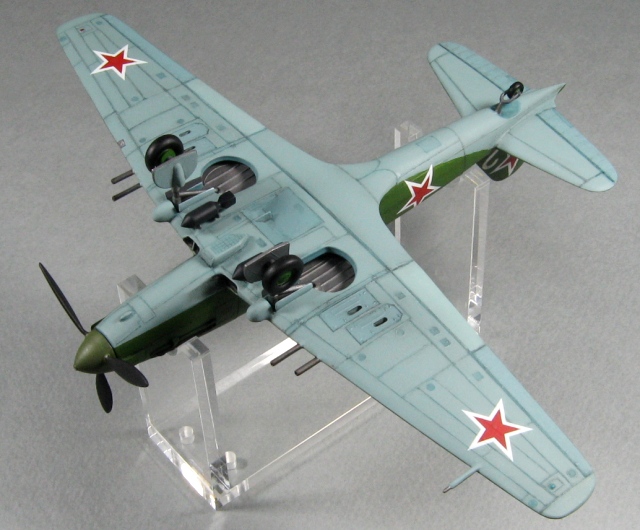 Il-10 Photo 5