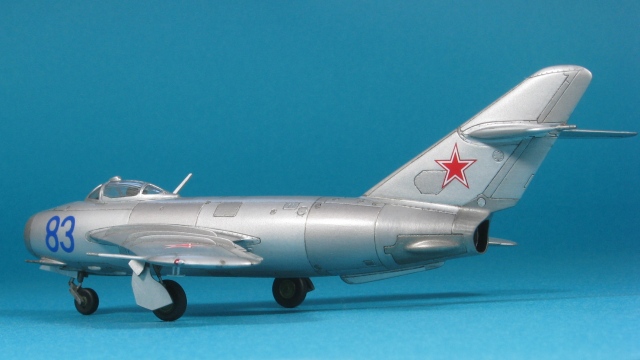 MiG-17 Photo 1