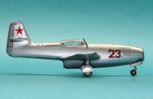 fw_yak23_kp72_03s