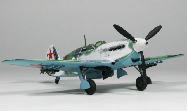Yak7B_vl72_Photo_1