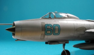 mk_su7bklkp722_09